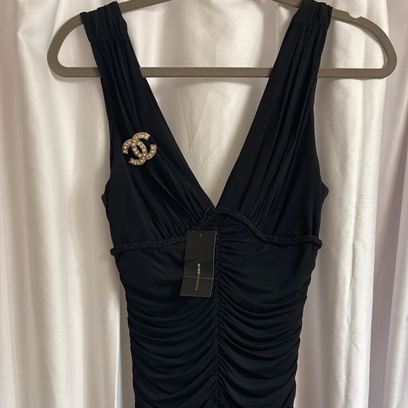 BCBGMaxAzria Dresses & Skirts - BCBG Maxazria Little Black V Neck Jersey Dress NWT